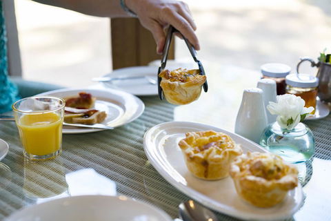 Thistle Hill Guesthouse - Walk To Many Wineries And Restaurants - Accommodation NT 3