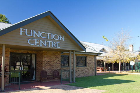 Potters Apartments - Accommodation NT 7