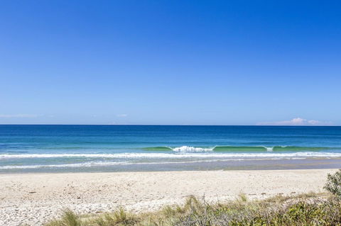 Beachfront 2 - Accommodation NT 2
