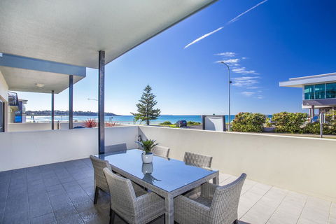 Beachfront 2 - Accommodation NT 0