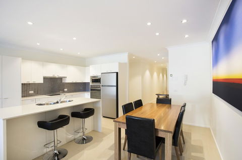 Beachfront 2 - Accommodation NT 8