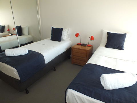 Pacific Marina Apartments - Accommodation NT 35