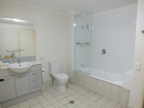 Pacific Marina Apartments - Accommodation NT 5
