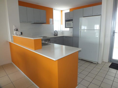 Pacific Marina Apartments - Accommodation NT 19