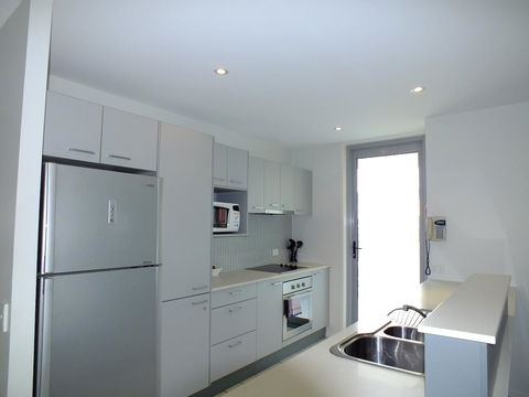 Pacific Marina Apartments - Accommodation NT 11