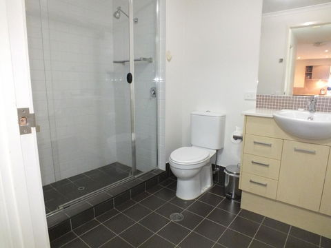 Pacific Marina Apartments - Accommodation NT 12