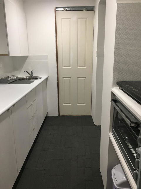 Arena Blanca Studio Apartment - Accommodation NT 4
