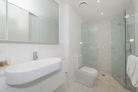 Lakefront 116 Kingston ACT - Accommodation NT 5
