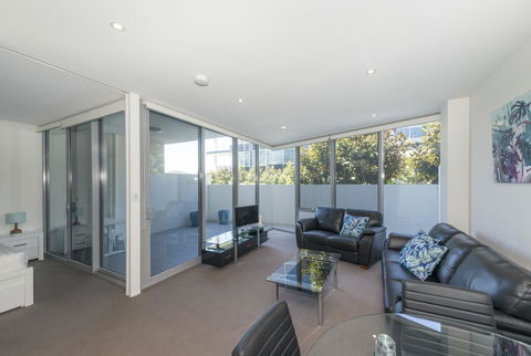 Lakefront 116 Kingston ACT - Accommodation NT 2