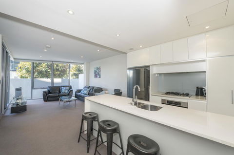 Lakefront 116 Kingston ACT - Accommodation NT 7
