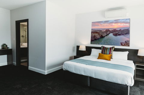 Coniston Hotel Wollongong - Accommodation NT 2