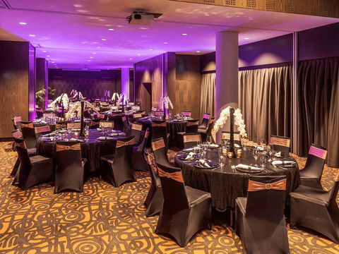 Novotel Sydney Darling Harbour - Accommodation NT 42
