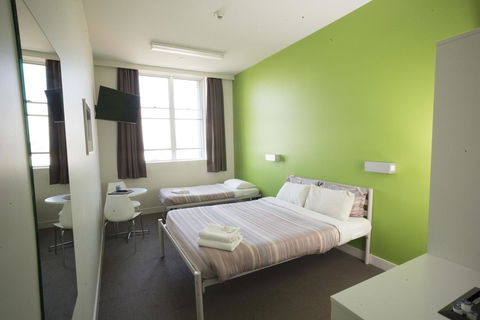 YHA Sydney Harbour - Accommodation NT 2