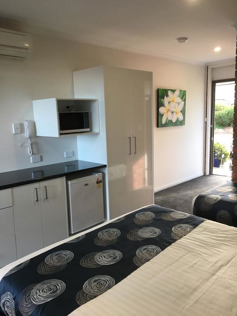 Pelican Motor Inn - Accommodation NT 41
