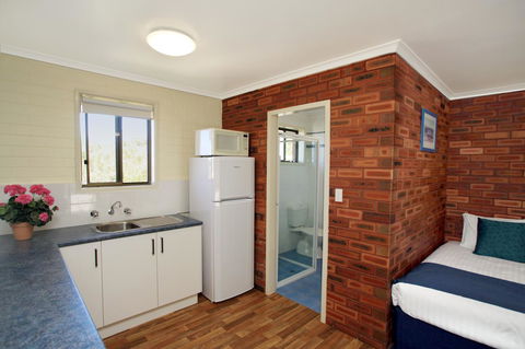 Pelican Motor Inn - Accommodation NT 36