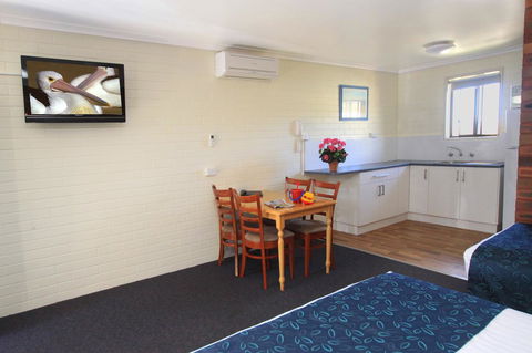 Pelican Motor Inn - Accommodation NT 37