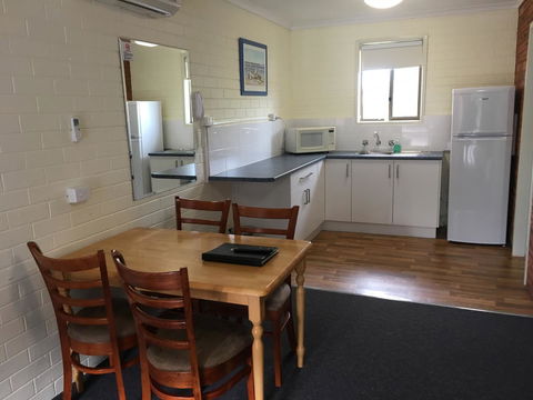 Pelican Motor Inn - Accommodation NT 13