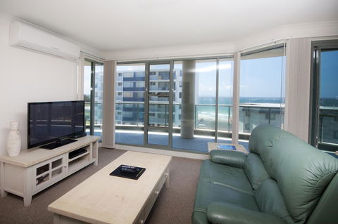 Sails Apartments - Accommodation NT 18