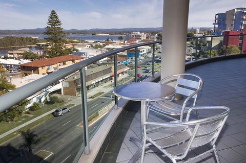 Sails Apartments - Accommodation NT 9