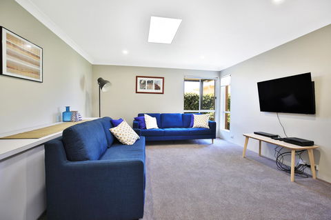 Neptune I Absolute Beachfront I Stunning Views - Accommodation NT 7