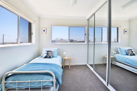 Neptune I Absolute Beachfront I Stunning Views - Accommodation NT 14
