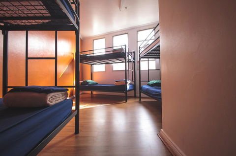 Mad Monkey Kings Cross - Accommodation NT 15