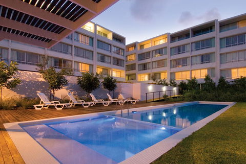 Oaks Nelson Bay Lure Suites - Accommodation NT 0