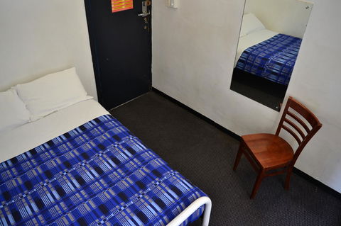 Maze Backpackers - Sydney - NT Tourism 8