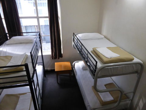 Maze Backpackers - Sydney - NT Tourism 31