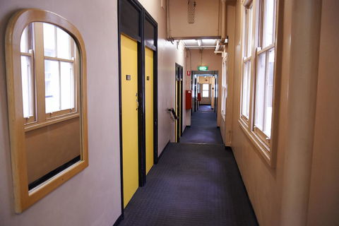 Maze Backpackers - Sydney - NT Tourism 16