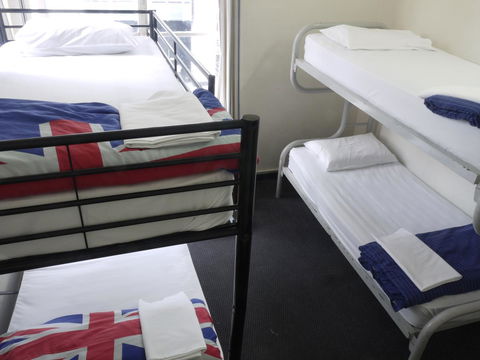 Maze Backpackers - Sydney - NT Tourism 36