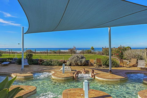 Blue Lagoon Beach Resort - Accommodation NT 3
