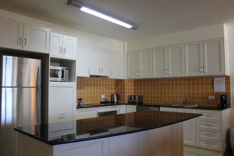 The Boathouse Resort Luxury Apartments - Accommodation NT 12