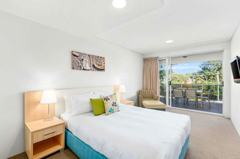 Quality Suites Pioneer Sands - Accommodation NT 6