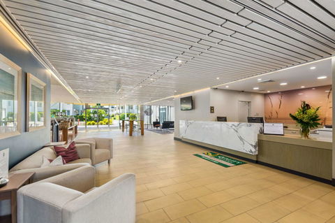 Quality Suites Pioneer Sands - Accommodation NT 10