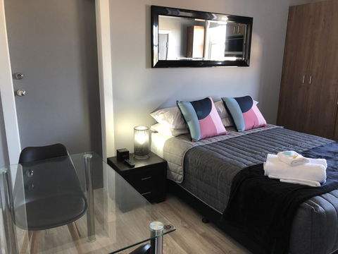 The Mark Studios - Accommodation NT 10