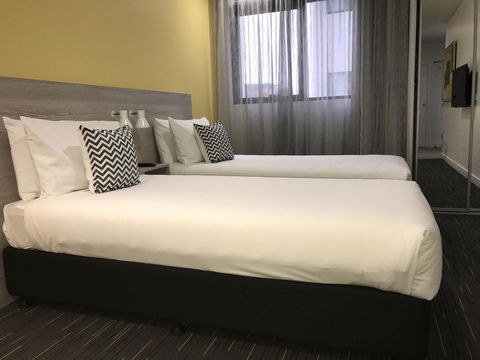 Value Suites Green Square - Accommodation NT 33