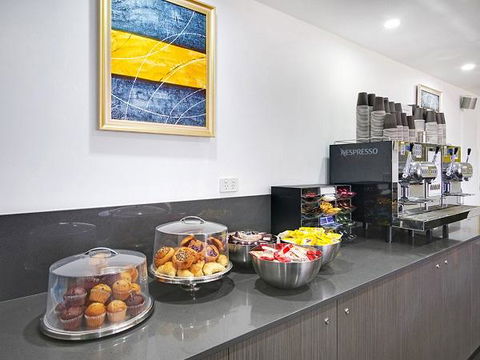 Value Suites Green Square - Accommodation NT 8
