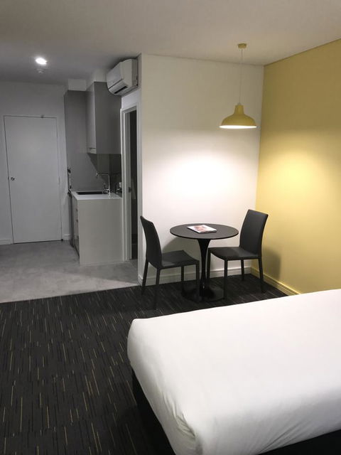 Value Suites Green Square - Accommodation NT 16