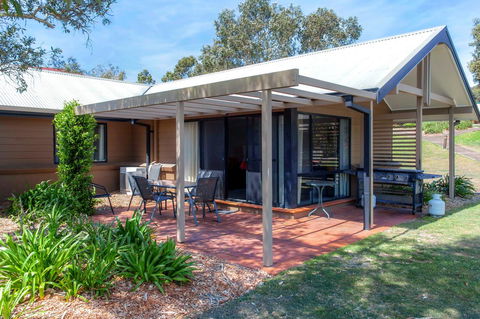 Condo 105 @ Horizons Golf Resort - Salamander Bay NSW - NT Tourism 2