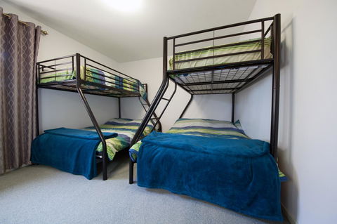 Condo 105 @ Horizons Golf Resort - Salamander Bay NSW - NT Tourism 10