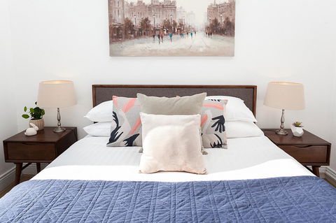 Stylish Apartment With Garage Near Bondi Beach - Accommodation NT 7