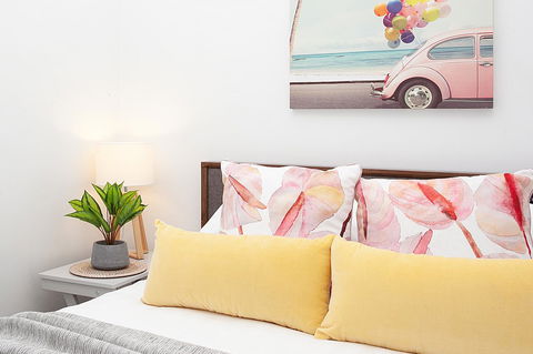 Stylish Apartment With Garage Near Bondi Beach - Accommodation NT 5