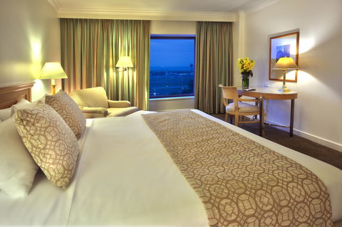 Stamford Plaza Sydney Airport Hotel & Conference Centre - NT Tourism 6