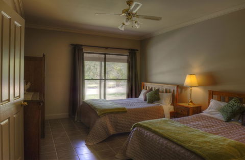 Ironstone Estate Lovedale - Accommodation NT 41
