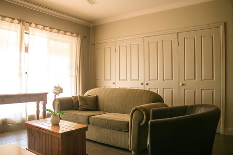 Ironstone Estate Lovedale - Accommodation NT 14