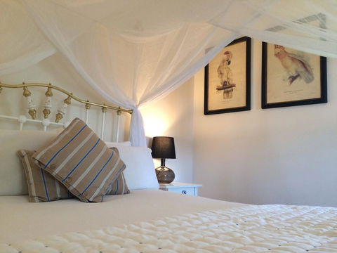 Arcadia House - Accommodation NT 44