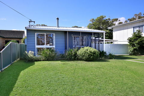 Hayes Beach House I Award Winner I 4 Mins To Beach - Accommodation NT 19