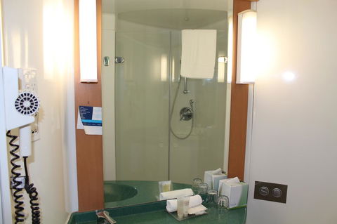 Ibis Newcastle - Accommodation NT 11