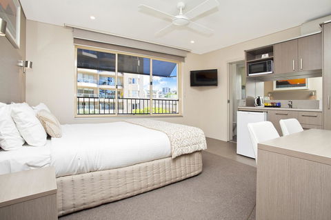 Manly Paradise Motel & Apartments - Accommodation NT 14